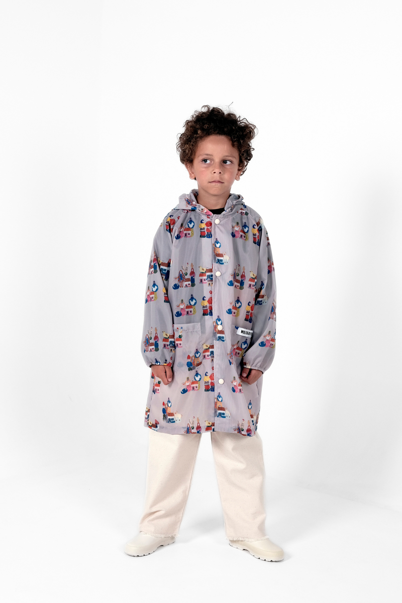 Núria Fado | Long sleeved rainproof outerjacket