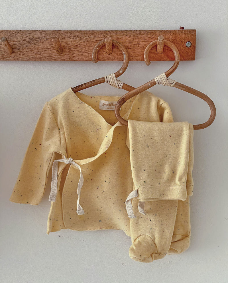Organic Wrap Top & Footed Pants (Box) | Banana