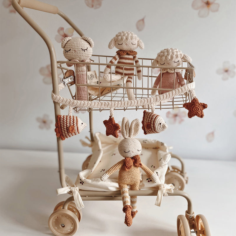 Easter the Bunny | Yellow Mellow
